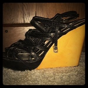 {White House black market} wedges size 8 1/2